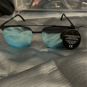 Quay sunglasses